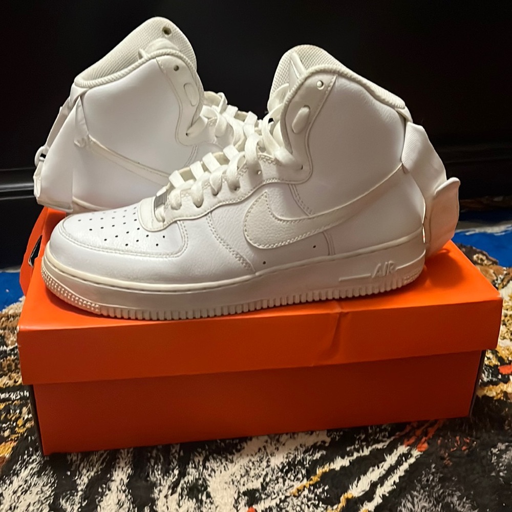 Nike Air Force One High White